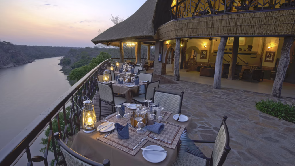 Top 7 Best Bush Camps in Zimbabwe