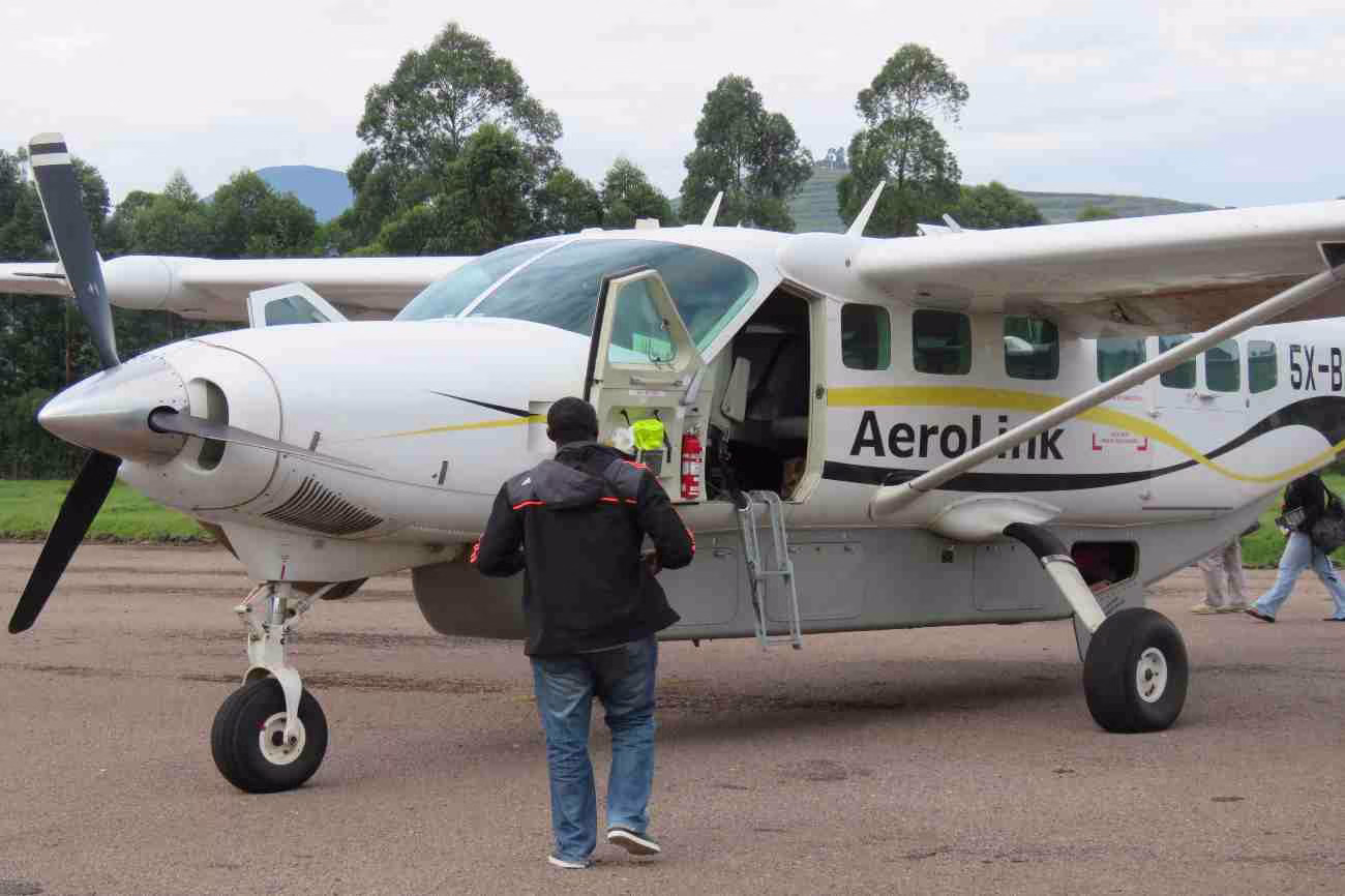 Domestic flights in Uganda