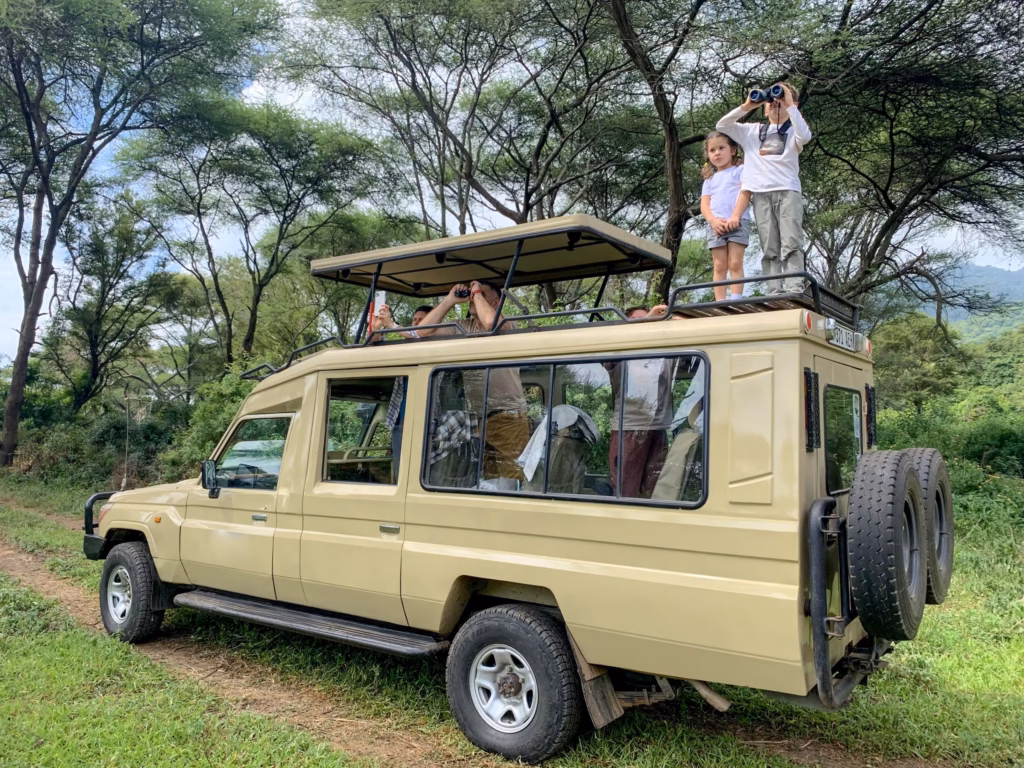 4×4 Safari Vehicle