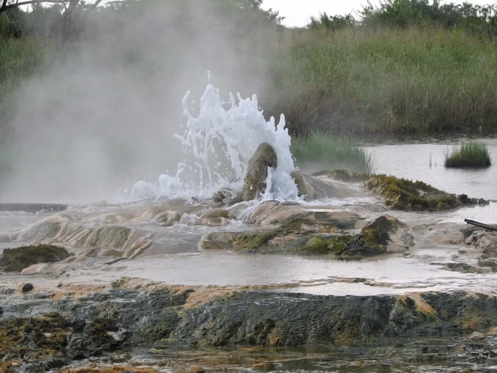A Guide to Visiting Kinigi Hot Spring