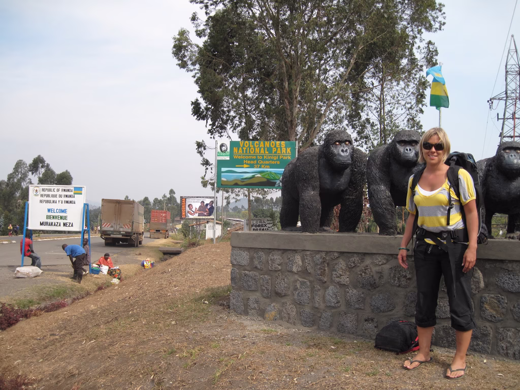 gorilla trekking border crossing